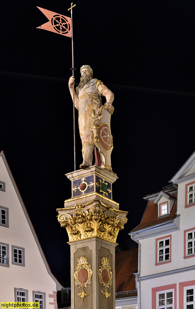 Erfurt. Römer. Krieger mit Stadtfahne von Erfurt. Erschaffen 1591 von Israel von der Milla. Aufgestellt 1886. Säule aus 18.Jhdt. Fischmarkt
