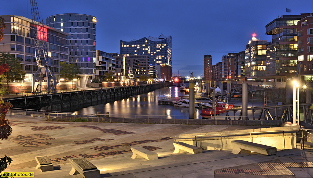 Hamburg Hafencity. Sandtorhafen. Magellan-Terrassen erbaut 2005 von Benedetta Tagliabue
