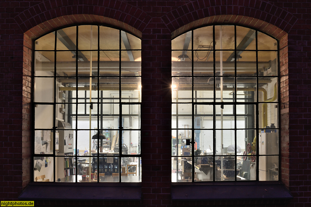 Berlin Mitte Gesundbrunnen Bildhauerwerkstatt des BBK in den Pankehallen erbaut 1897-1898 von Th Siems für Arnheimsche Tresorfabrik. Umbau Bildhauerwerkstatt 1983-1987 durch Ernst von Hopffgarten