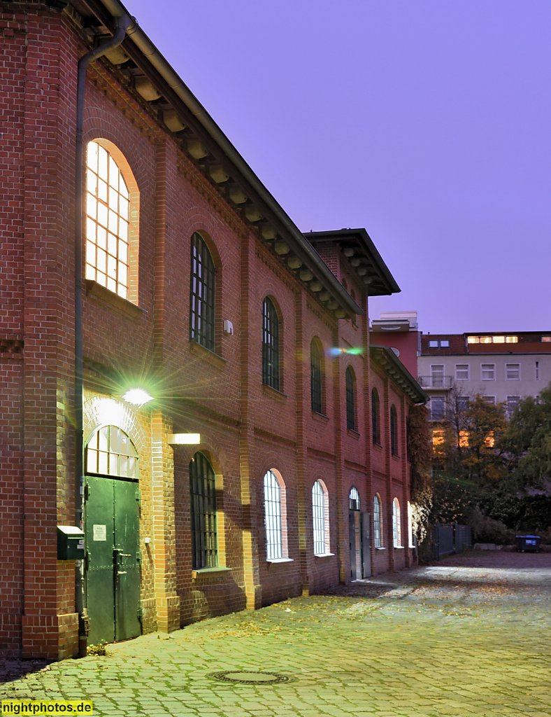 Berlin Mitte Gesundbrunnen Bildhauerwerkstatt des BBK in den Pankehallen erbaut 1897-1898 von Th Siems für Arnheimsche Tresorfabrik. Umbau Bildhauerwerkstatt 1983-1987 durch Ernst von Hopffgarten