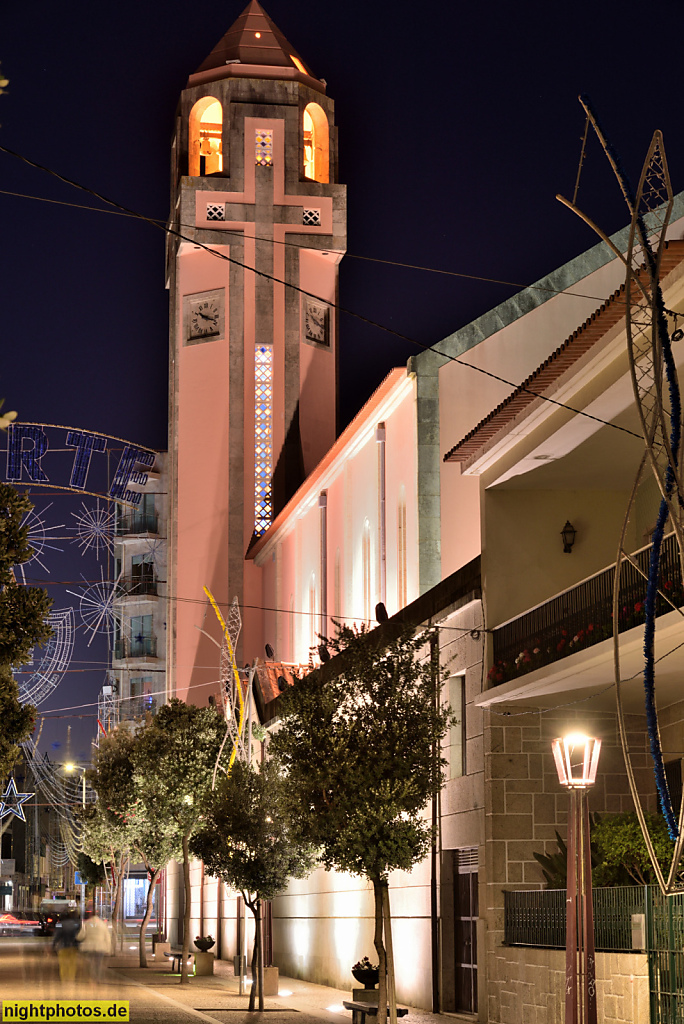 Póvoa de Varzim. Igreja Paroquial de Sao Jose de Ribamar. Erbaut 1960 von Architekt Rufino. Saniert nach 1970 von Moreira da Silva. Avenida Mouzinho de Albuquerque