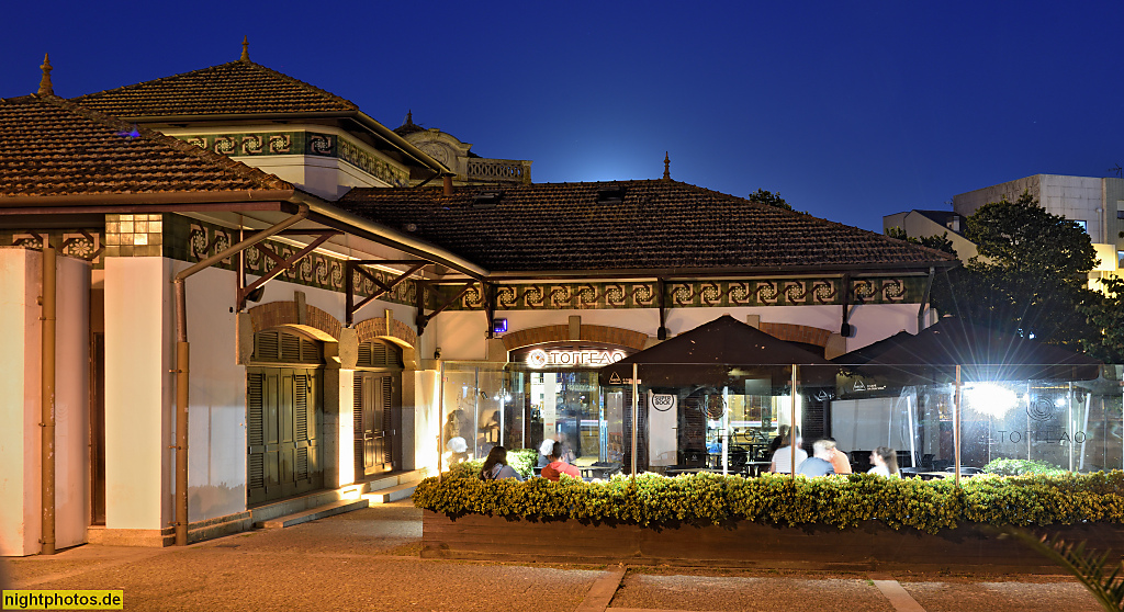 Póvoa de Varzim. Restaurant Torreão by Praça. Erbaut 1904 als Eckturm des Markts von Ventura Terra. Praça Marquês de Pombal