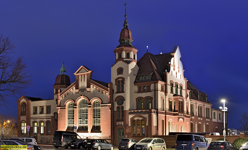 Schwerin. Kulturstätte E-Werk Schwerin seit 1998. Erbaut 1903-1904 als Städtisches Elektrizitätswerk und Schaltanlage. Backsteinbau teilverputzt in Renaissance. Spieltordamm 5