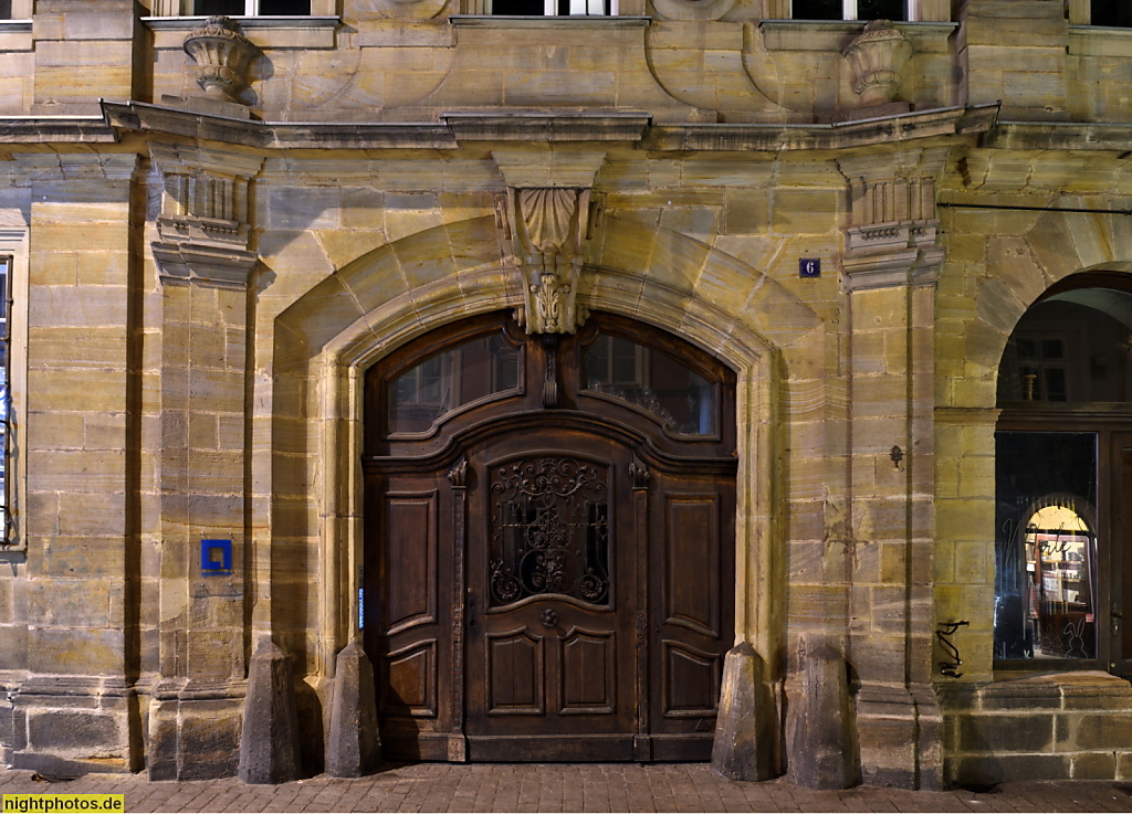Bamberg. Drittes Palais Schrottenberg. Adeliges Stadthaus mit barocker Sandsteinfassade erbaut 1715-1725 durch Philipp Dietrich von Schrottenberg. Obere Sandstrasse 6
