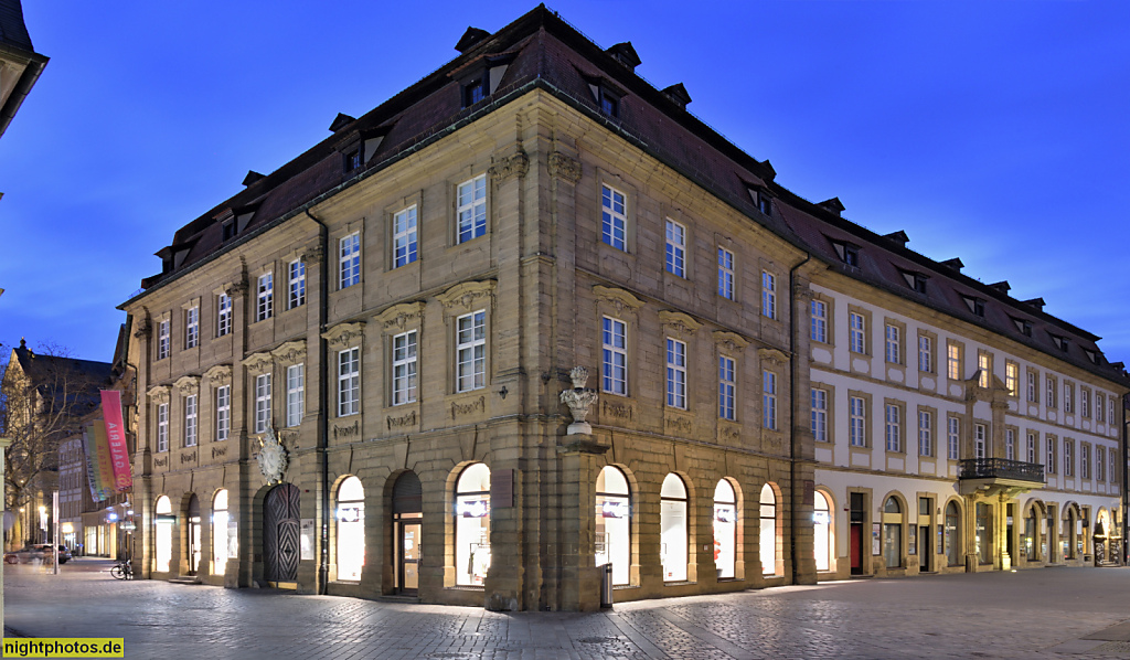 Bamberg. Krackhardthaus. Ehemaliges Katharinenspital erbaut 1729-1738 von Balthasar Neumann. Kopfbau Grüner Markt 31 erbaut 1733-1738 am Maximiliansplatz