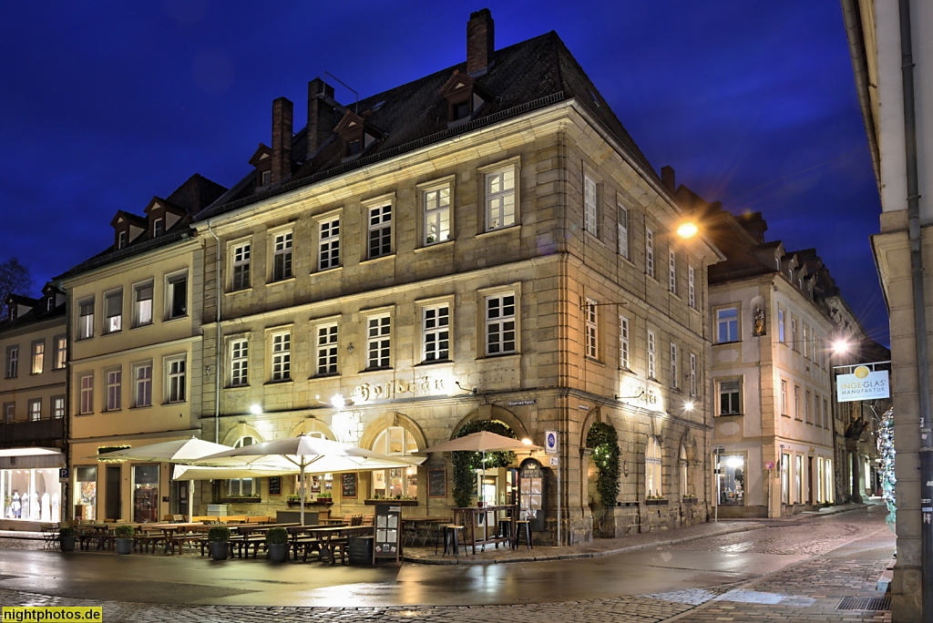 Bamberg. Gaststätte Hofbräu im Haller-Haus. Erstbau 1602-1603. Umbau 1730. Umbau zu Gastronomie 1919. Sandsteinquaderbau. Karolinenstrasse 7