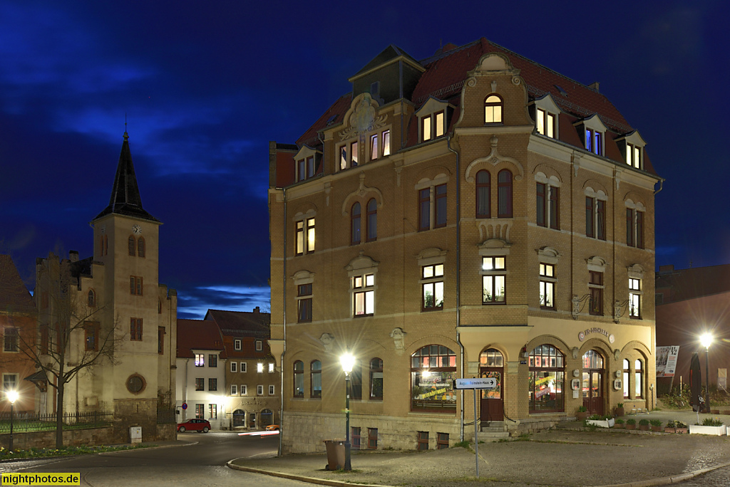 Naumburg. Mietshaus im ehemaligen Hospital erbaut 1718. Kramerplatz 6. Wohn- und Geschäftshaus mit An-Sushibar. Kramerplatz 5