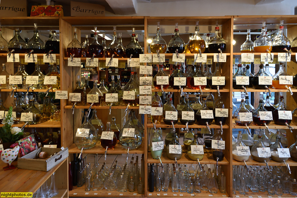 Celle. Altstadt. Feinkostgeschäft Zapfhahn. Neue Strasse 35